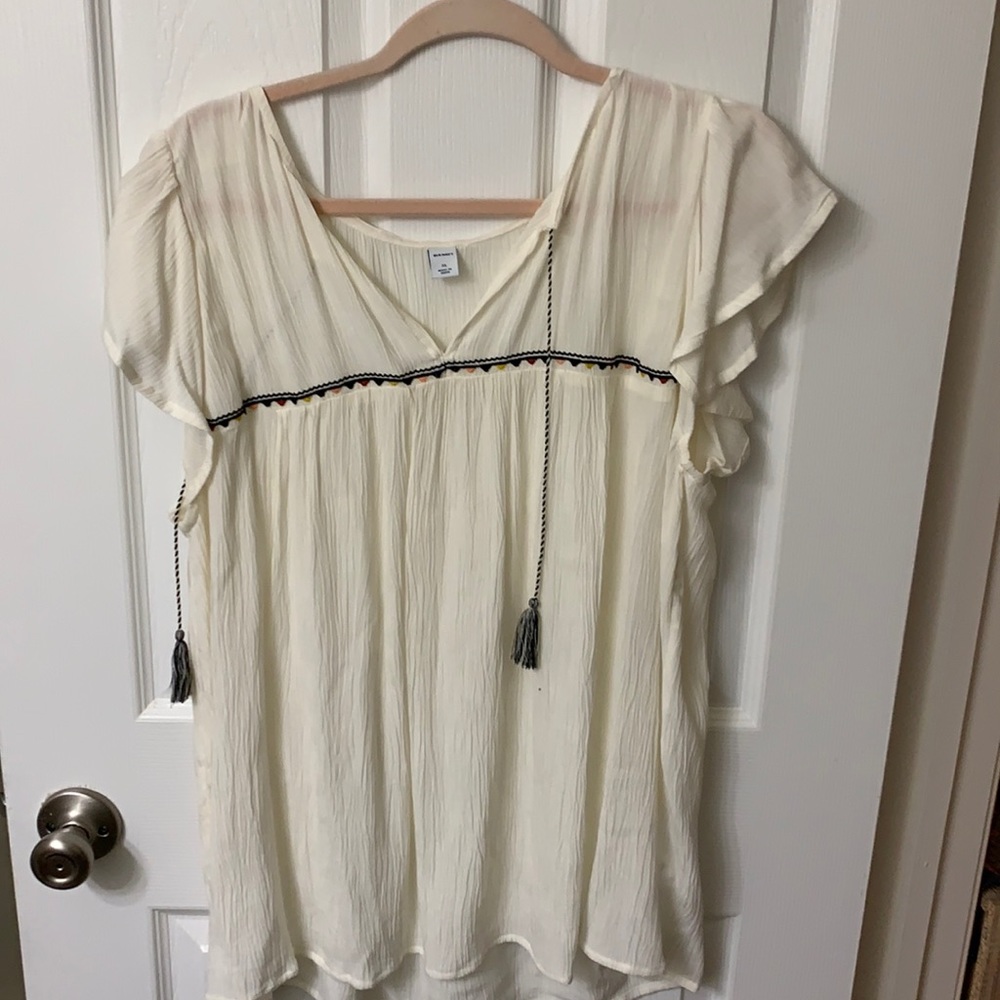 NWOT White Embroidered Top